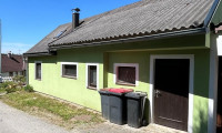 Haus - 3874, Haugschlag - Kleines Einfamilienhaus mit wunderschönem Grünblick zum Golfplatz Haugschlag