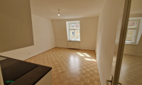 Wohnung - 8010, Graz - Sanierte 2-Zimmer-Wohnung mit Balkon nahe Augarten! Provisionsfrei!