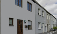 Haus - 8010, Graz - sanierungsbedürftiges Reihenhaus in ausgezeichneter Wohngegend mit Blick auf den ORF Park