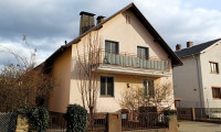 Haus - 3512, Mautern an der Donau - Großzügiges, gepflegtes und ruhig gelegenes Einfamilienhaus in Mautern - Zweifamilieneignung!