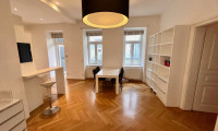 Wohnung - 1050, Wien - Mehr Ruhe geht nicht: Ruhige sanierte Altbau-Wohnung mit BALKON in bester ruhiger Wohngegend im 5. Bezirk