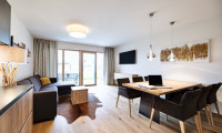 Wohnung - 5700, Zell am See - Bestlage Pinzgau mit ca. 6% Rendite! 3-Zimmer-Maisonette mit Balkonen sowie beheiztem Aussenpool