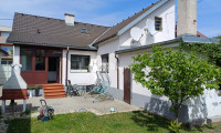 Haus - 2700, Wiener Neustadt - Einfamilienhaus mit Garten,Terrasse, Loggia und Garage für 490.000,00 €!