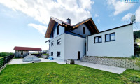 Haus - 4901, Bruckmühl - Zweifamilienhaus mit Garten und neuem Pool in  Bruckmühl - ideal für Familien!