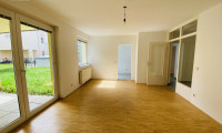 Wohnung - 5201, Seekirchen am Wallersee - Traumhaftes Wohnen am Wallersee - EG-Wohnung mit Garten, Terrasse und Garage in Top-Lage für nur € 334.000,00!
