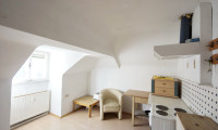 Wohnung - 3580, Horn - Gemütliche Dachgeschosswohnung für Kreative – 86,70 m² zum Gestalten