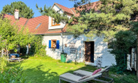 Haus - 3830, Wohlfahrts - Hochwassersicher! Pure Idylle / saniertes Bauernhaus mit uneinsichtigem Innenhof und Pool