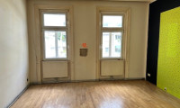 Wohnung - 1150, Wien - Altbauwohnung in zentraler Lage - unweit vom Schloss Schönbrunn - Renovierungspotenzial inklusive!