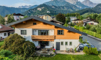 Haus - 5760, Saalfelden am Steinernen Meer - Kernsaniertes Haus in ruhiger Lage von Saalfelden mit 2 Wohneinheiten und großen Garten zu verkaufen