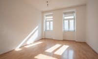 Wohnung - 1100, Wien - ++NEU++ Sanierungsbedürftige 1-Zimmer Altbau-Wohnung, viel Potenzial!