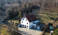 Haus - 7202, Bad Sauerbrunn - LAGE LAGE LAGE - gepflegtes Wohnhaus mit Vollkeller und Garagen auf traumhaftem Grundstück am Waldrand mit Fernblick zu verkaufen