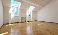 Wohnung - 1010, Wien - CITY-HIGHLIGHT, Gonzagagasse, klimatisiertes 122 m2 Dachgeschoss mit 8 m2 Terrasse, 3 Zimmer, Komplettküche, 2 Bäder, Parketten, Börse-Nähe
