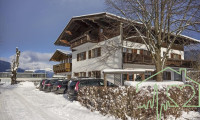 Haus - 6372, Oberndorf in Tirol - Apartmenthaus mit vielfältigen Möglichkeiten in Oberndorf/Tirol - Perfekt für Investoren!