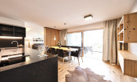 Wohnung - 5700, Zell am See - Bestlage Pinzgau mit ca. 5% Rendite! Sonniges 5-Zimmer-Penthouse mit Loggia sowie beheiztem Aussenpool