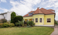 Haus - 2013, Göllersdorf - Traumhaus in Göllersdorf: Gepflegte 8 Zimmer-Oase mit großem Garten und Garage!