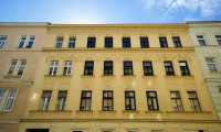 Wohnung - 1170, Wien - EXTRAKLASSE! TOP VERKEHRSANBINDUNG - SICHERE ANLAGE! Wiener Altbaujuwel für Anleger: Vermietet und renoviert!