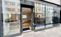 Büro / Praxis - 1080, Wien - Top vermietet! Exklusives Geschäftslokal mit XL-Glasfront – maximale Sichtbarkeit, starke Frequenzlage & hochwertiges Investment!