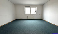 Büro / Praxis - 1220, Wien - Preiswerte 27m² Büroeinheit mit Hauszentralheizung Nähe Rautenweg - 1220 Wien