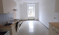 Wohnung - 8020, Graz - 84 m² - Altbauwohnung um € 694,00 - 2 Zimmer Wohnung mit Wohnküche - großzügige, helle Räume - Möglichkeit auf Parkplatz im Innenhof