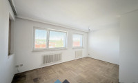 Wohnung - 3100, St. Pölten - Wohnen nach Wunsch – sanierungsbedürftige 3-Zimmer-Wohnung mit Loggia und Stellplatz