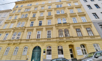 Wohnung - 1090, Wien,Alsergrund - 9. BERGGASSE 206m² / 5 Zimmer mit Balkon, Sternparketten, Flügeltüren / historischer Altbau
