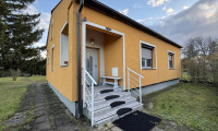 Haus - 2230, Gänserndorf - Kleines Haus mit großem Grundstück