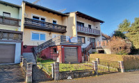 Haus - 4810, Gmunden - DEIN ZUHAUSE in Gmunden am Traunsee: Teilsaniertes Reihenhaus am Stadtrand