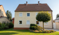 Haus - 4600, Wels - Haus mit 4 kleinen Wohn-Einheiten und schönem Garten in zentraler Lage in Wels