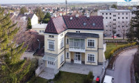 Haus - 2540, Bad Vöslau - Repräsentative Jahrhundertwende-Villa in Bad Vöslau - Wohnen/Büro