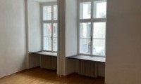 Wohnung - 8010, Graz,01.Bez.:Innere Stadt - Grazer Stadtkern, Hofgasse : 3 Zimmer davon: Küche/Essen, Schlafzimmer und schöner Wohnbereich.  55m² & gute Ausstattung, auch als Büro vermietbar!