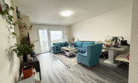 Wohnung - 4810, Gmunden - Wohnen mit Aussicht: Zentrale 3-Zimmer-Wohnung mit Balkon, Lift & Traumblick auf Gmunden und den Traunsee – provisionsfrei