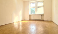 Wohnung - 1060, Wien - Charmanter Altbau mit bewilligtem Balkon