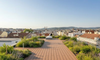 Wohnung - 1160, Wien - Erstbezug in U-Bahn-Nähe! Lichtdurchflutetes 4-Zimmer-Penthouse mit zwei Balkonen und Dachterrasse mit Panoramablick