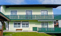 Haus - 5201, Seekirchen am Wallersee - Großzügiges Zweifamilienhaus in Seekirchen am Wallersee - Ihr neues Zuhause mit schönen Ausblicken, großem Garten, Balkon, Doppelgarage und Gartenlaube - vielseitig auf mehreren Ebenen nutzbar!