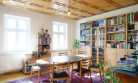 Haus - 2640, Gloggnitz - Liebevoll saniertes Jahrhundertwendehaus aus 1930, modernisiert 2009 - 4 Zimmer, Veranda, Keller, Terrasse auf 1.270m² Grund!