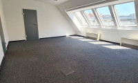 Büro / Praxis - 1050, Wien - SHARED OFFICE, KLIMATISIERTES 50 m2 Coworking-Büro, 1 Zimmer, Gemeinschaftsküche, Tower-Server, 2 Toiletten, Siebenbrunnengasse