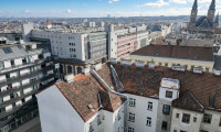 Zinshaus Renditeobjekt - 1160, Wien - Rohdachboden im Stilzinshaus am Fuße des Wilhelminenbergs – ca. 400 m² zzgl. Freiflächen erzielbar - EUR 625/m2 Wohnfläche