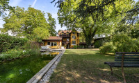 Haus - 9201, Krumpendorf am Wörthersee - RARITÄT IN KRUMPENDORF: EXKLUSIVE VILLA MIT NATURPOOL UND POOLHAUS
