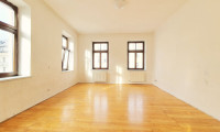Wohnung - 1200, Wien - WOHNEN 250 meter zum Augarten: Heller, sanierungsbedürftiger Altbau ca. 93 m²  (zwei getrennte Einheiten)