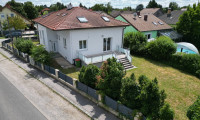 Haus - 2231, Strasshof an der Nordbahn - Einfamilienhaus mit 194 m² / 10 Zimmer +ERSTBEZUG nach SANIERUNG+