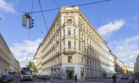Zinshaus Renditeobjekt - 1060, Wien - Gumpendorfer Straße - 83% Leerstand bzw. befristet, Zinshaus mit DG-Potential in Toplage