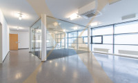 Büro / Praxis - 4020, Linz - Klimatisierte Bürofläche mit idealer Sichtbarkeit in unmittelbarer Nähe zur Autobahnauffahrt A7 zu vermieten!
