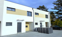 Haus - 2434, Götzendorf an der Leitha - LETZTE CHANCE! Ihr Traum vom Eigenheim: Sonniges Wohnen in Wien-Nähe - Großzügiges 4-Zimmer-Reihenhaus mit Gartenidylle!