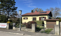 Haus - 7064, Oslip - SEHR GEPFLEGTES EINFAMILIENHAUS NÄHE NEUSIEDLER-SEE - POOL/GARAGE/RUHELAGE!