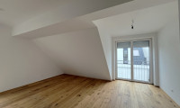 Wohnung - 1230, Wien - Dachgeschosswohnung zzgl. 7,90 m² Terrasse nähe U-Bahnlinie Perfektastraße-Lemböckgasse!