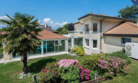 Haus - 74140, Nernier - Traumvilla in Nernier am Genfersee: 330m² Luxus mit Seeblick, Pool und Garage - Ihr neues Zuhause!