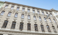 Wohnung - 1190, Wien - Zentrumsnahe 5 Zimmerwohnung mit Balkon - Stilaltbau - Nähe Währingerpark