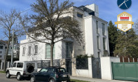 Haus - 1130, Wien - Luxusvilla am Roten Berg  334m², 2 Terrassen, 2 Garagen in 1130 Wien – Traumhaus!