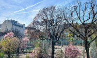 Wohnung - , keine Angabe - Charmante 2-Zimmer-Wohnung direkt am Wielandpark  – mit Stellplatz und Grünblick!