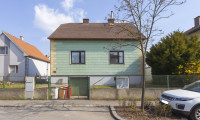 Haus - 2333, Leopoldsdorf - Oberlaaerstraße - renovierungsbedürftiges Einfamilienhaus mit Garage